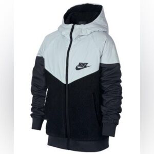 😎 Nike Big Boys Sportswear Hooded Windrunner Faux-Sherpa Jacket